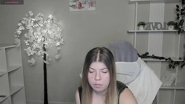 Stefania-sweet Chat XXX live