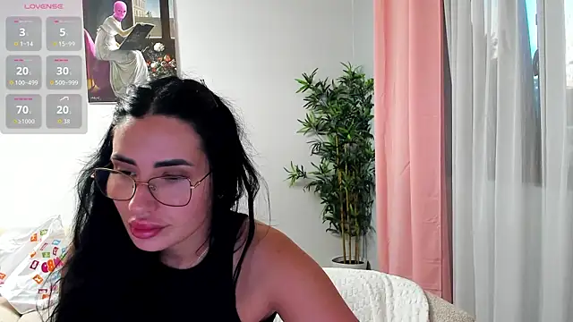 KimRece Adlı Modelin Canlı XXX Sohbeti