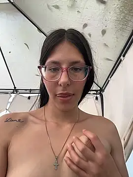 Zoy_cute's Webcam Show