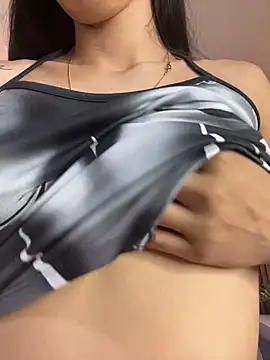 Zoy_cute's Webcam Show