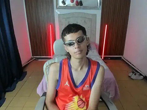 Вебкам-шоу raul_silva
