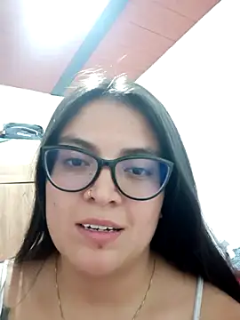 CarolineHot_04's Live XXX Chat
