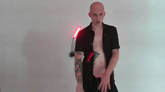 Show modela Alexxx_Diesel na web-kameri