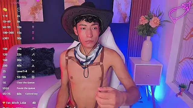 Adann_Star Adlı Modelin Web Kamerası Şovu