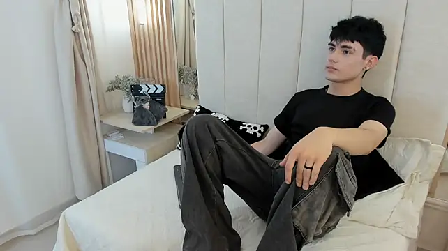 Alan__brook's Webcam Show