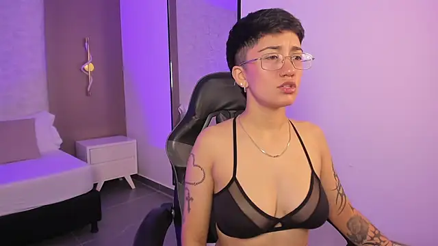 عرض كام nelly_swan