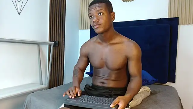 alexis_fernandez Шоу с уебкамера