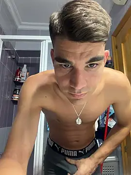 manuelgonzalez2204's Webcam Show