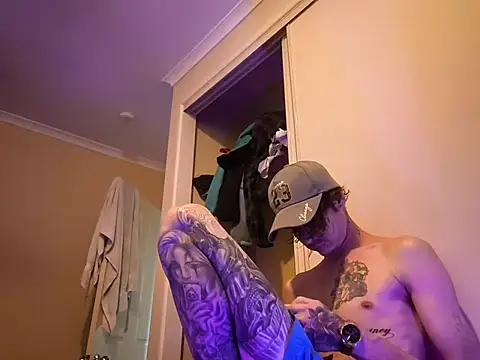 Show de Bigdickenergy4204 na webcam