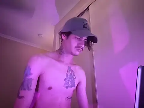 Bigdickenergy4204 Webcam-Show