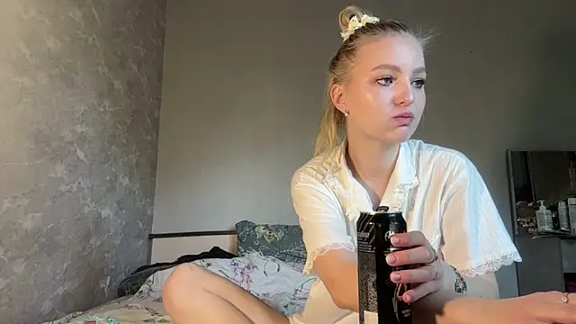 Sala de chat ao vivo de CatrinaRingquist