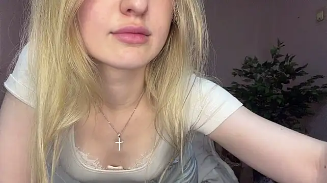 Chat +18 de CatrinaRingquist ao vivo