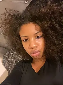 sexcvamp's Webcam Show