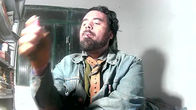 Smoker_lounge Show in webcam