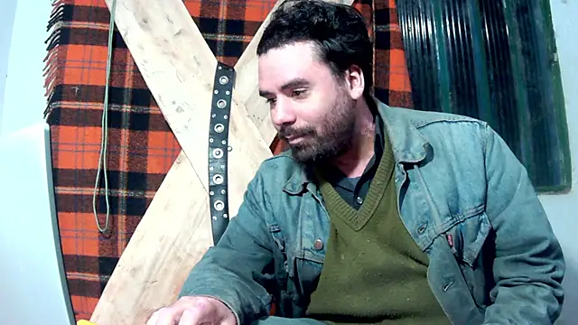 Smoker_lounge: διαδικτυακό σόου στην κάμερα