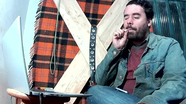 Smoker_lounge Show Webcam