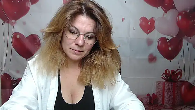 Show modela ZheniaNikrasova na web-kameri