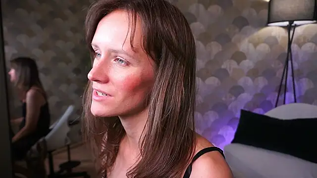 DolphinMorgentau – Live XXX-chat