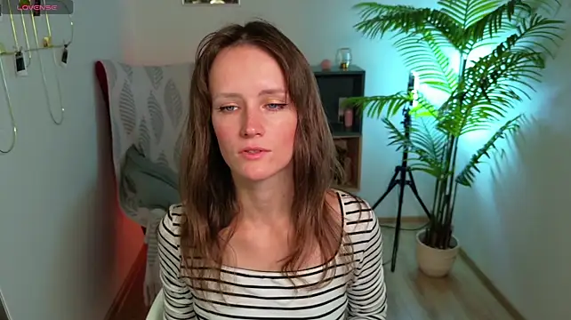 DolphinMorgentau's Live XXX Chat