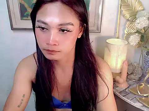 Pokazy przed kamerką – Hottest_Nicolee