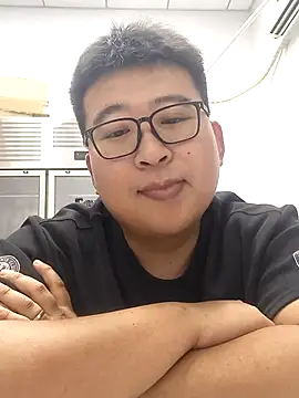 Qiqimowang 在線直播表演
