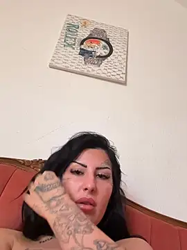 JeyJeyDiamond666's Webcam Show