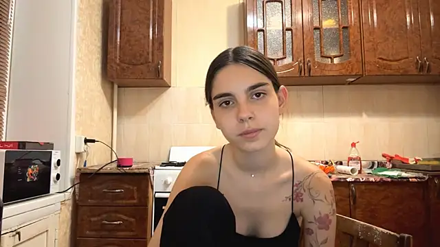 hey_hey_Bella's Live XXX Chat