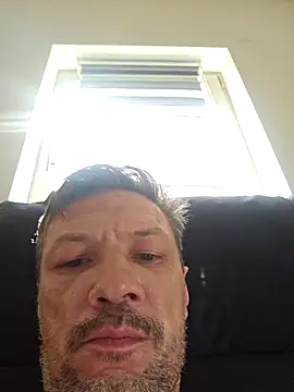 tomek84 webcam show