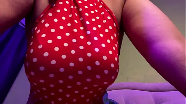Overshinee – Live XXX-chat