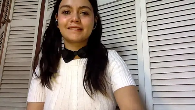 Pertunjukan Kamera Web ValentinaCarnohan