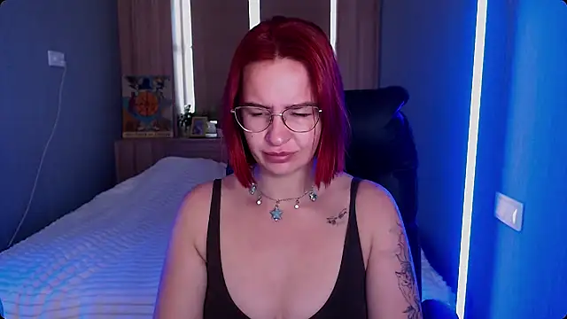 FlameVixen's Live XXX Chat