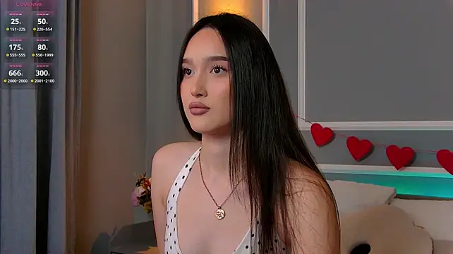 Show modela LindaMaxx na web-kameri