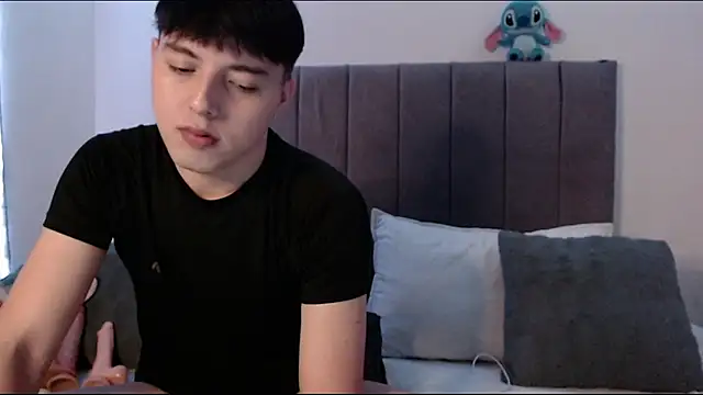 Oustin_Start Webcam show