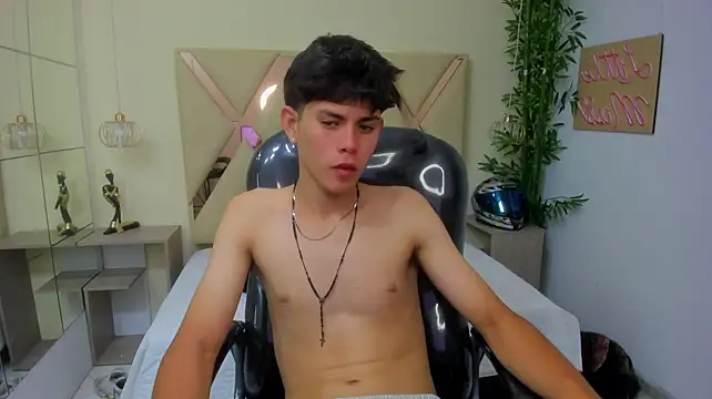 Eliot_rizzo 在線直播表演
