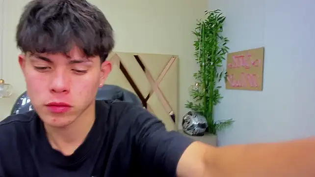 Eliot_rizzo's Webcam Show