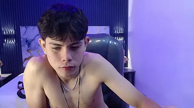 Eliot_rizzon Webbikameraesitys