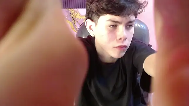 Eliot_rizzo ওয়েবক্যাম শো