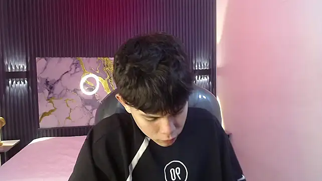 Eliot_rizzo Webcam Show