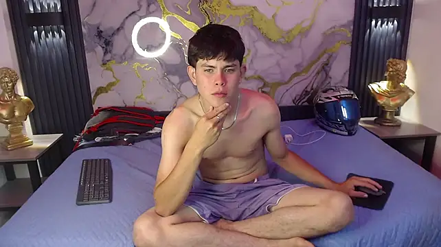 Eliot_rizzo Webcam Show