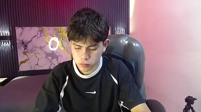 Eliot_rizzo Webcam-Show