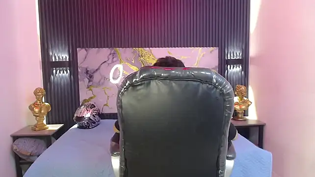 Eliot_rizzo Pertunjukan Webcam