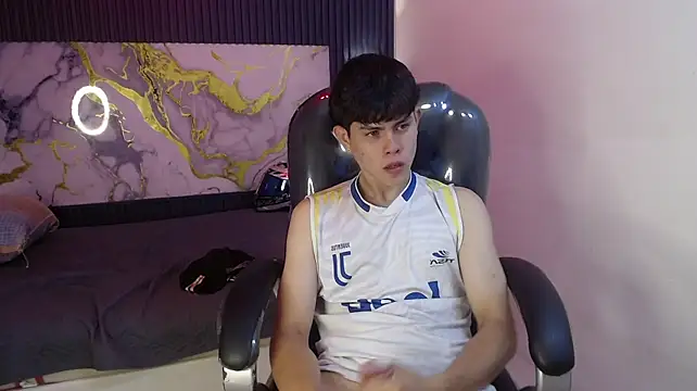 Eliot_rizzo 웹캠 쇼