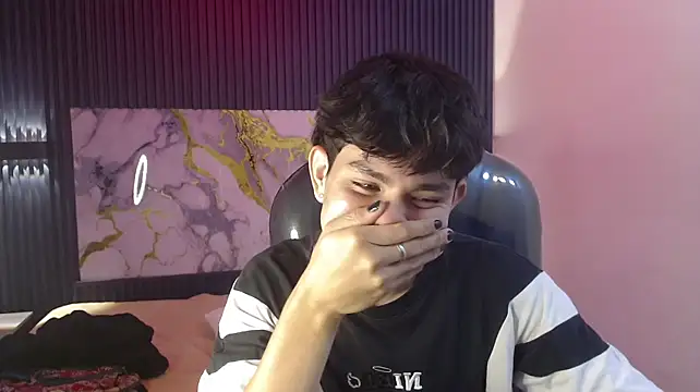 Eliot_rizzo Webcam-Show