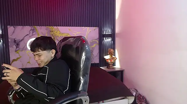 Eliot_rizzo Webcam show