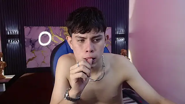 Eliot_rizzo Webcam show