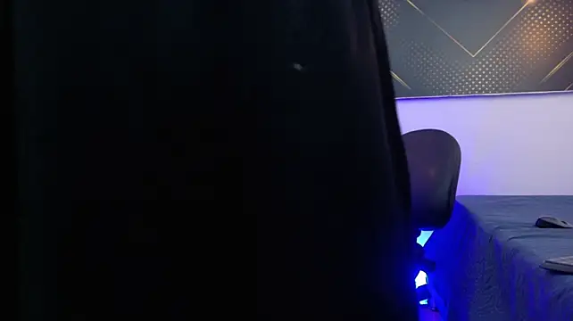 theronnyone 在線直播表演
