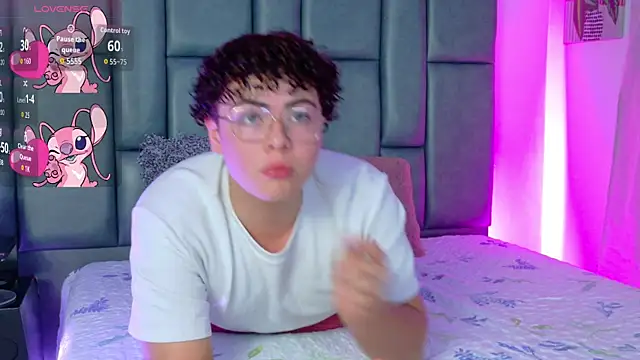 JaxMiller_04's Webcam Show