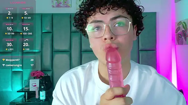 Show modela JaxMiller_04 na web-kameri