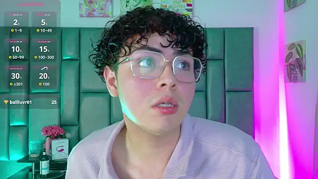 Show de JaxMiller_04 na webcam
