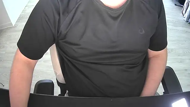 Pokazy przed kamerką – lovensemasterlive